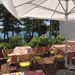 Sea View Lunesa By Vellaris, Luxury Mobile キャンプ場