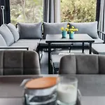 Sea View Lunesa By Vellaris, Luxury Mobile キャンプ場