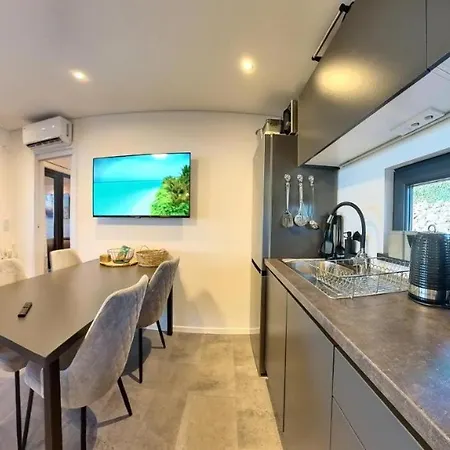 Sea View Lunesa By Vellaris, Luxury Mobile 营地 *