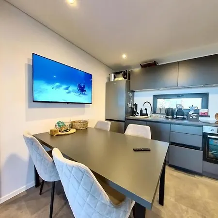 Sea View Lunesa By Vellaris, Luxury Mobile 营地 木洛希尼