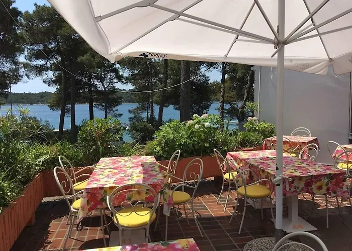 Sea View Lunesa By Vellaris, Luxury Mobile Camping