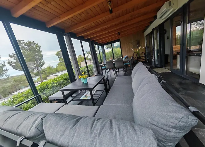 Sea View Lunesa By Vellaris, Luxury Mobile Camping