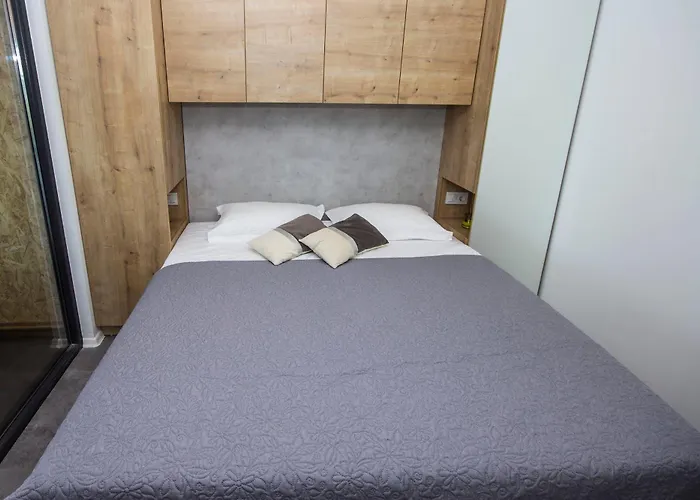 Sea View Lunesa By Vellaris, Luxury Mobile Camping Mali Lošinj